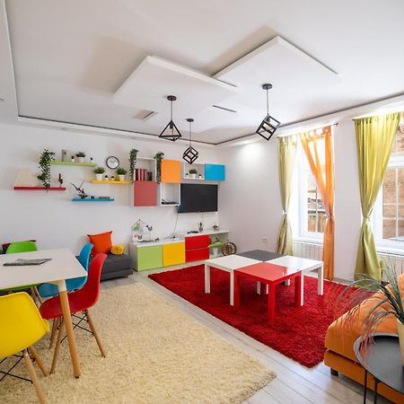 Old Town Colorful Two-Bedroom Apartment SJJ Exteriör bild