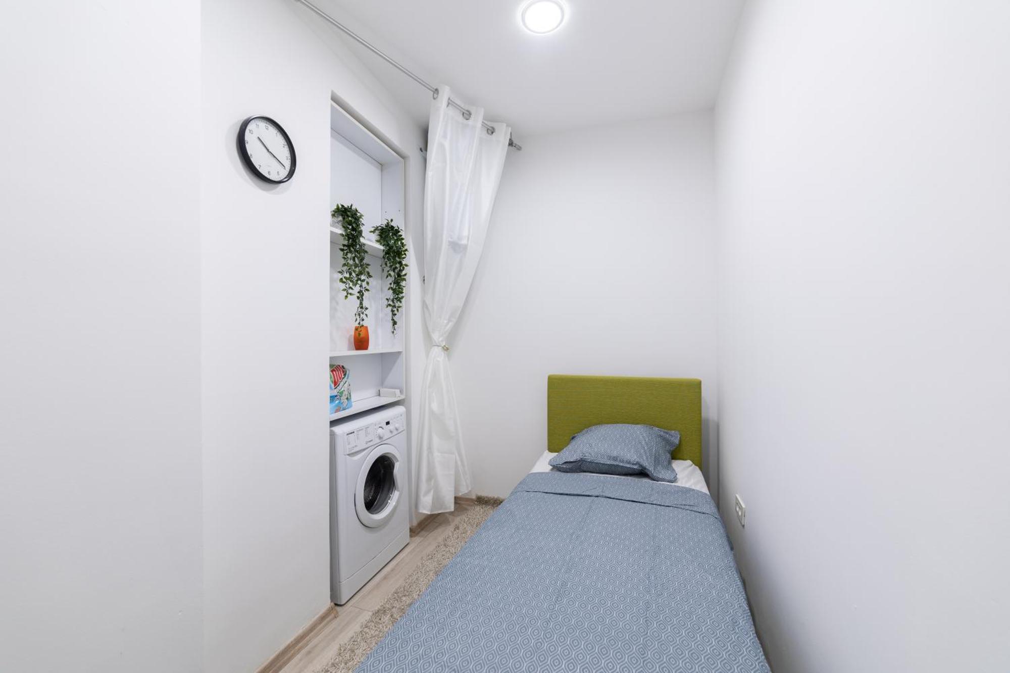 Old Town Colorful Two-Bedroom Apartment SJJ Exteriör bild
